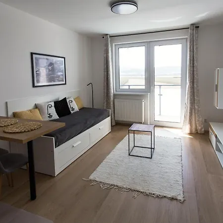 Utulny S Vyhladom Na Tatry Poprad