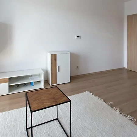 Utulny S Vyhladom Na Tatry Apartmán Poprad