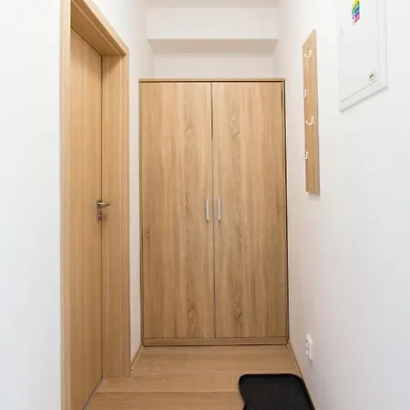 Utulny S Vyhladom Na Tatry *