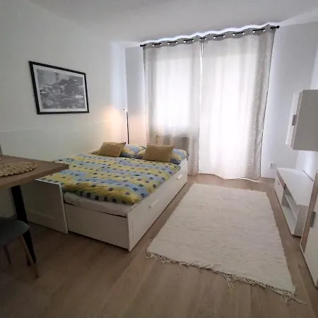 Utulny S Vyhladom Na Tatry *